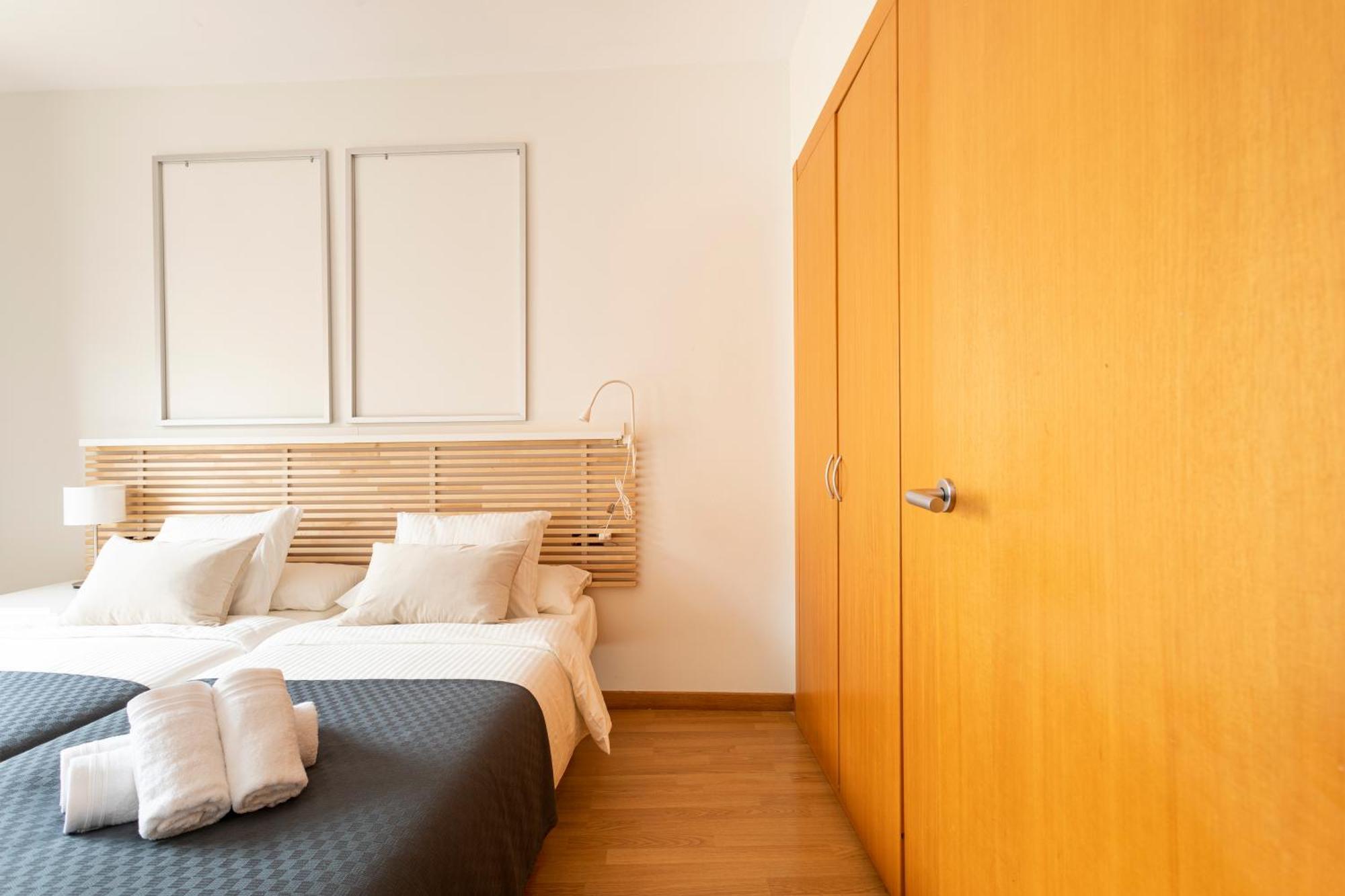 Ab North Barcelona Apartments Santa Coloma de Gramanet Exterior foto